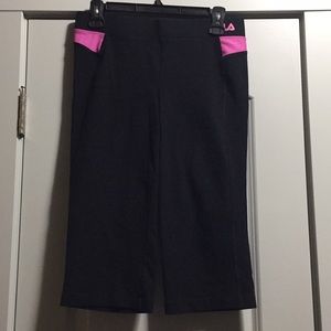 Fila brand exercise capri size S. Black and pink